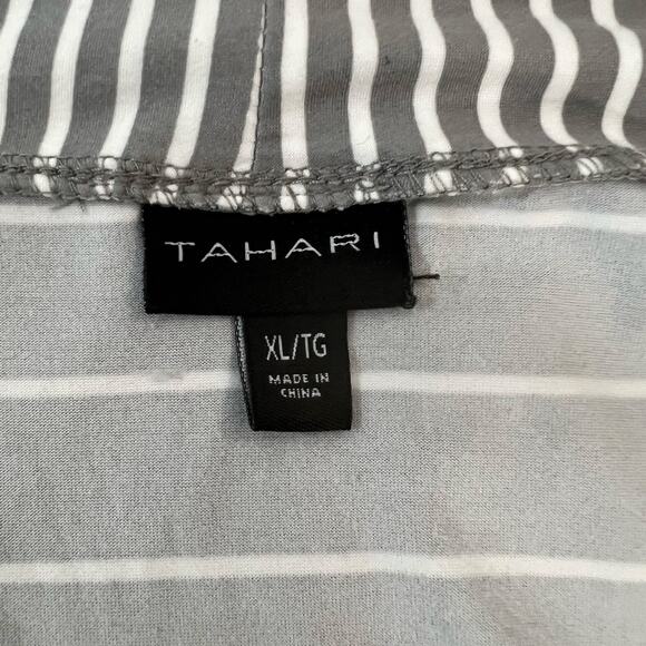 Tahari Lightweight Belted Short Bathrobe Gray/White Pockets Women's XL - Picture 5 of 10